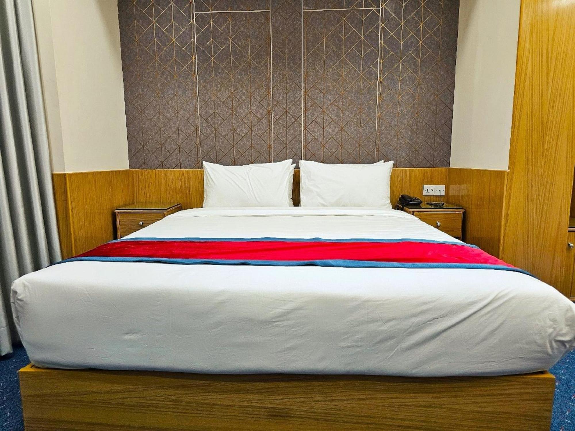 Hotel Safa Residency - Дакка Экстерьер фото